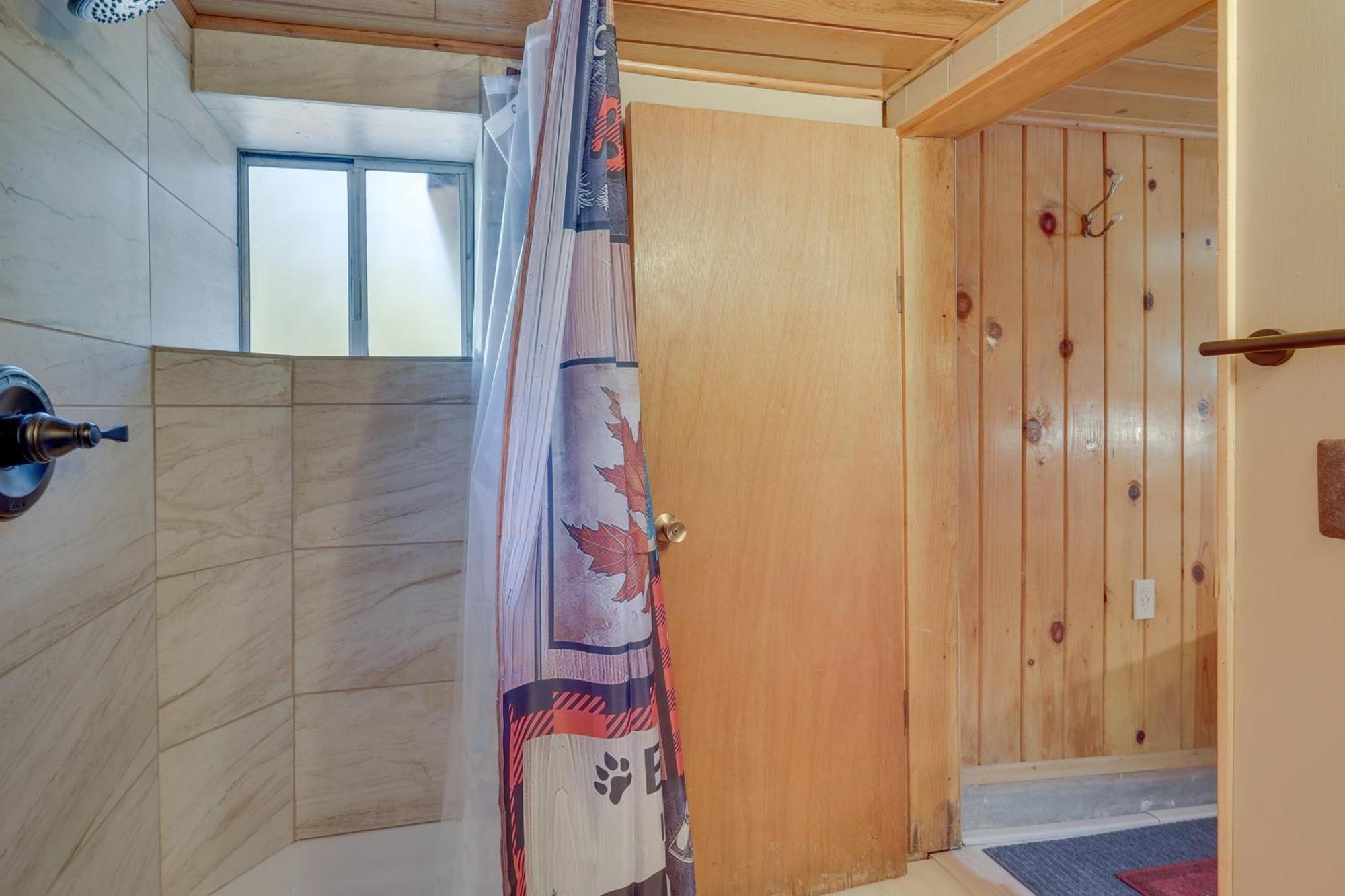 Peaceful Wooden Cabin, 2 Mi To Bass Lake! Oakhurst Exterior foto
